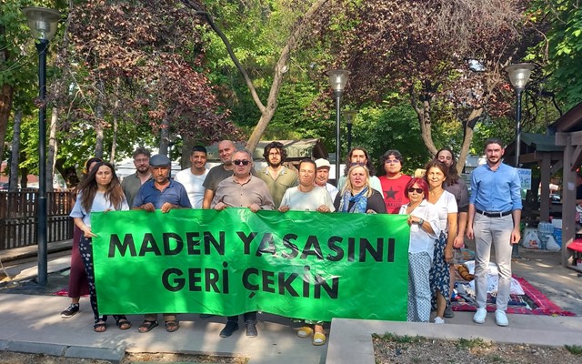 Öztosun'dan Maden yasasına karşı eylem yapan İkizkoy muhtarı Nejla Işık ve köylülere dayanışma ve destek ziyareti.